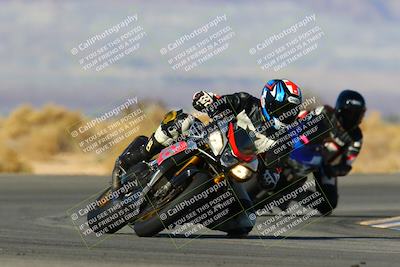 media/Jan-09-2022-SoCal Trackdays (Sun) [[2b1fec8404]]/Turn 16 (11am)/